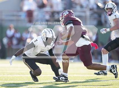Thumbnail 2 in Red Oak vs. Amarillo (UIL 5A D1 Area Playoff) photogallery.