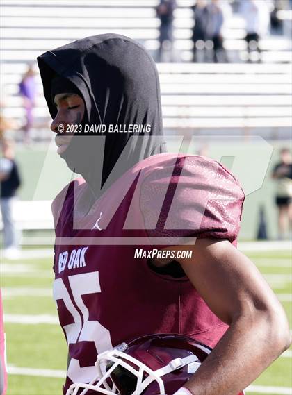 Thumbnail 2 in Red Oak vs. Amarillo (UIL 5A D1 Area Playoff) photogallery.