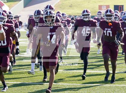 Thumbnail 3 in Red Oak vs. Amarillo (UIL 5A D1 Area Playoff) photogallery.