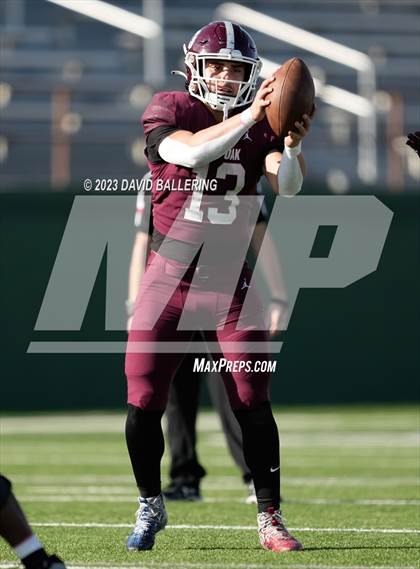 Thumbnail 2 in Red Oak vs. Amarillo (UIL 5A D1 Area Playoff) photogallery.