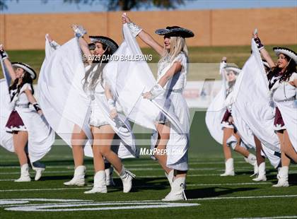 Thumbnail 3 in Red Oak vs. Amarillo (UIL 5A D1 Area Playoff) photogallery.