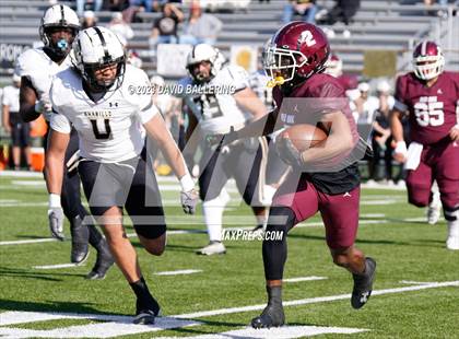 Thumbnail 3 in Red Oak vs. Amarillo (UIL 5A D1 Area Playoff) photogallery.
