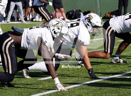 Thumbnail 3 in Red Oak vs. Amarillo (UIL 5A D1 Area Playoff) photogallery.