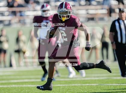 Thumbnail 3 in Red Oak vs. Amarillo (UIL 5A D1 Area Playoff) photogallery.