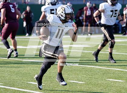 Thumbnail 1 in Red Oak vs. Amarillo (UIL 5A D1 Area Playoff) photogallery.