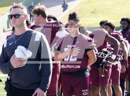 Thumbnail 1 in Red Oak vs. Amarillo (UIL 5A D1 Area Playoff) photogallery.