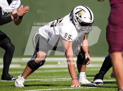 Thumbnail 3 in Red Oak vs. Amarillo (UIL 5A D1 Area Playoff) photogallery.