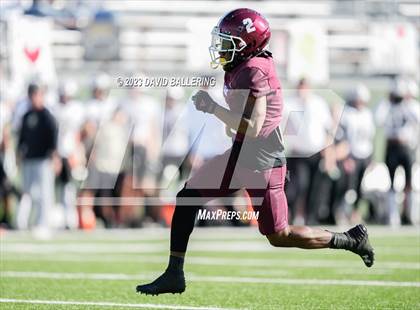 Thumbnail 1 in Red Oak vs. Amarillo (UIL 5A D1 Area Playoff) photogallery.