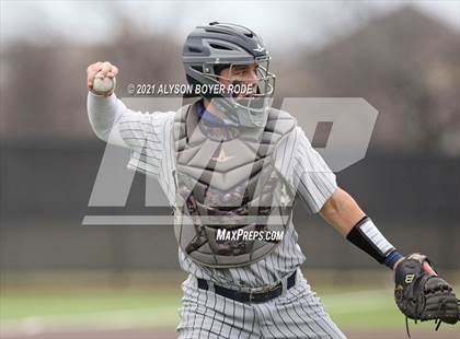 Thumbnail 3 in Prosper vs Keller photogallery.