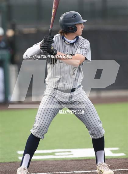 Thumbnail 3 in Prosper vs Keller photogallery.