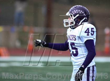 Thumbnail 2 in Camdenton @ Parkway Central (MSHSAA District Playoff) photogallery.
