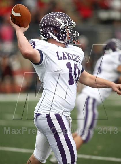 Thumbnail 3 in Camdenton @ Parkway Central (MSHSAA District Playoff) photogallery.