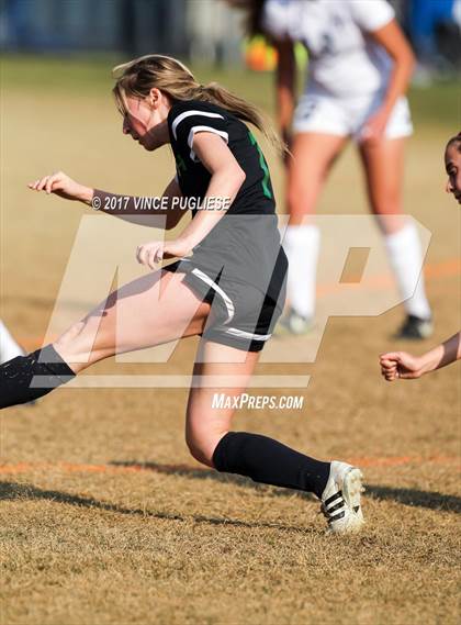 Thumbnail 2 in South @ Flintridge Prep (CIF SS D3 Semifinal) photogallery.
