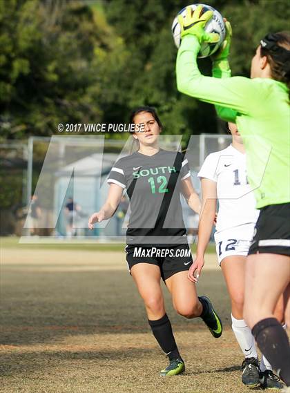 Thumbnail 2 in South @ Flintridge Prep (CIF SS D3 Semifinal) photogallery.