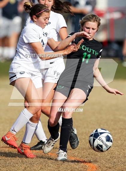 Thumbnail 2 in South @ Flintridge Prep (CIF SS D3 Semifinal) photogallery.