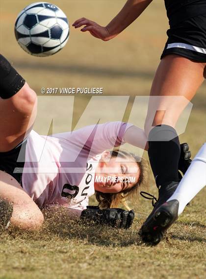 Thumbnail 2 in South @ Flintridge Prep (CIF SS D3 Semifinal) photogallery.