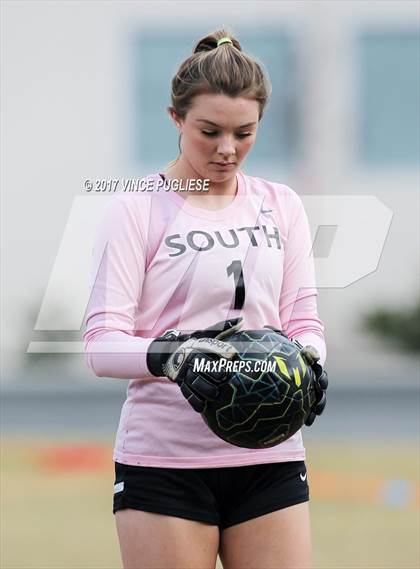 Thumbnail 3 in South @ Flintridge Prep (CIF SS D3 Semifinal) photogallery.