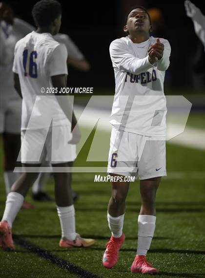 Thumbnail 2 in Lewisburg vs. Tupelo  photogallery.