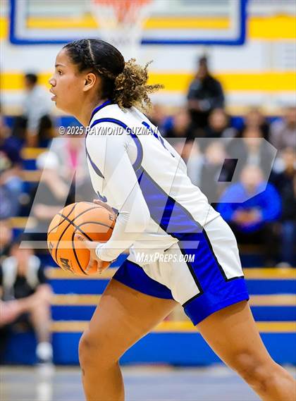 Thumbnail 3 in Caruthers @ Clovis- CIF CS Division 1- Quarterfinals photogallery.