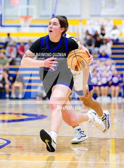 Thumbnail 1 in Caruthers @ Clovis- CIF CS Division 1- Quarterfinals photogallery.