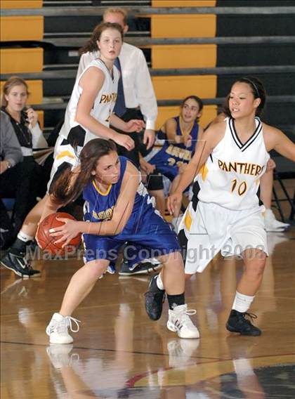 Thumbnail 1 in Agoura @ Newbury Park photogallery.
