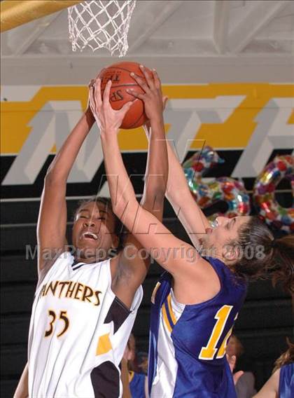 Thumbnail 1 in Agoura @ Newbury Park photogallery.