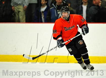 Thumbnail 3 in Suffern vs Mamaroneck (Section 1 Division I Final) photogallery.