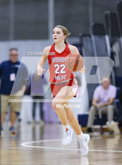 Thumbnail 3 in Whitfield vs Bishop Miege (Sophie Cunningham Classic) photogallery.