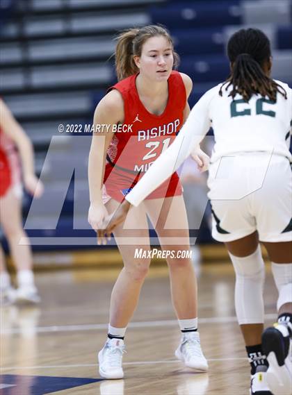 Thumbnail 1 in Whitfield vs Bishop Miege (Sophie Cunningham Classic) photogallery.