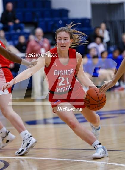 Thumbnail 1 in Whitfield vs Bishop Miege (Sophie Cunningham Classic) photogallery.
