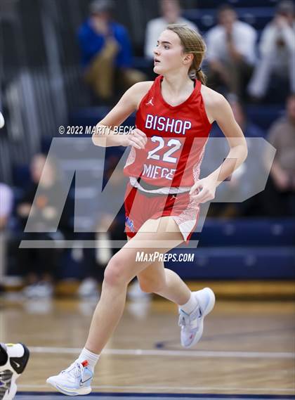 Thumbnail 1 in Whitfield vs Bishop Miege (Sophie Cunningham Classic) photogallery.