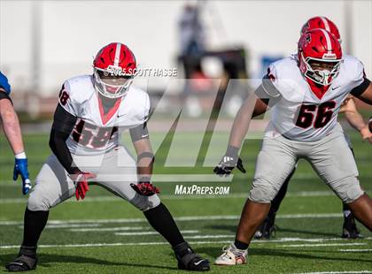 Thumbnail 2 in Catholic Central vs. East Kentwood (MSHAA D-1 semi-final) photogallery.