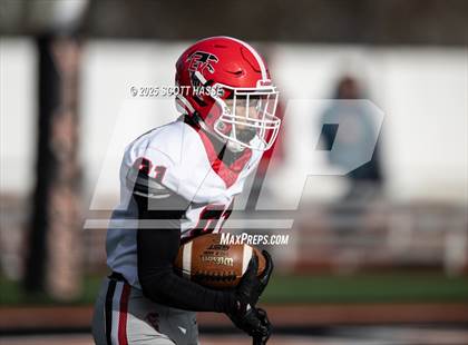 Thumbnail 1 in Catholic Central vs. East Kentwood (MSHAA D-1 semi-final) photogallery.