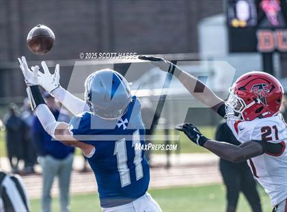 Thumbnail 2 in Catholic Central vs. East Kentwood (MSHAA D-1 semi-final) photogallery.