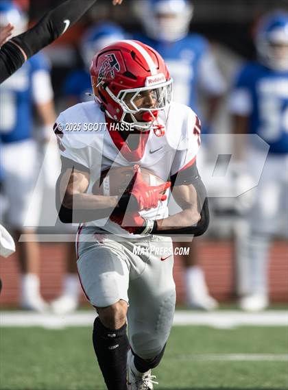 Thumbnail 1 in Catholic Central vs. East Kentwood (MSHAA D-1 semi-final) photogallery.