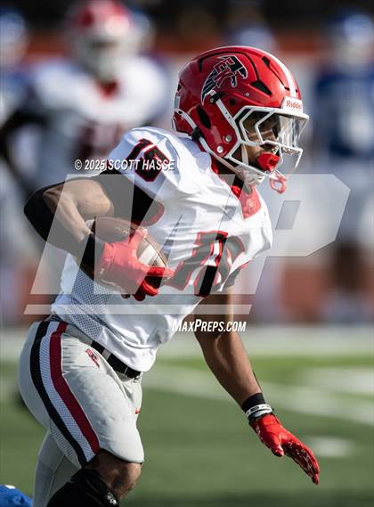 Thumbnail 2 in Catholic Central vs. East Kentwood (MSHAA D-1 semi-final) photogallery.