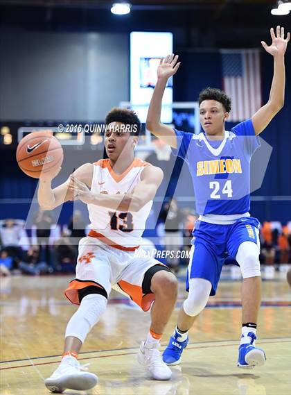 Thumbnail 3 in Whitney Young vs. Simeon  photogallery.