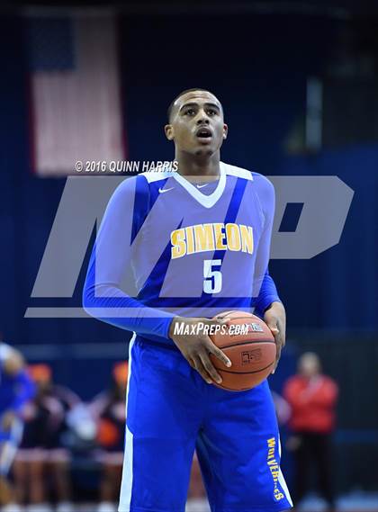 Thumbnail 3 in Whitney Young vs. Simeon  photogallery.