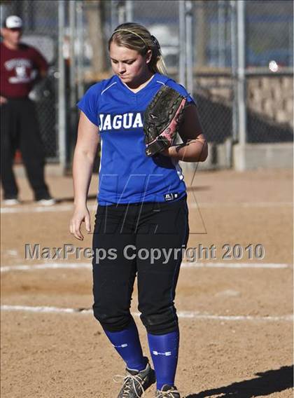 Thumbnail 1 in Summit vs. Hudson (Brewer Tournament) photogallery.