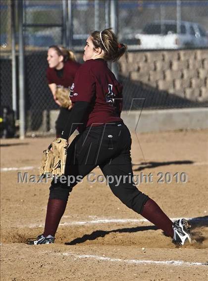 Thumbnail 3 in Summit vs. Hudson (Brewer Tournament) photogallery.