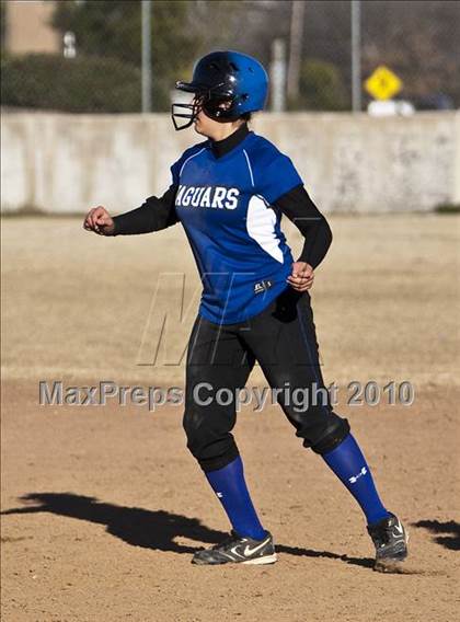 Thumbnail 3 in Summit vs. Hudson (Brewer Tournament) photogallery.