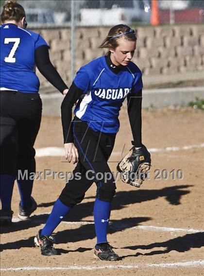 Thumbnail 1 in Summit vs. Hudson (Brewer Tournament) photogallery.