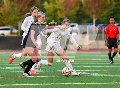 Thumbnail 2 in White River @ Bonney Lake photogallery.