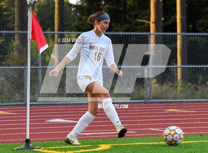 Thumbnail 1 in White River @ Bonney Lake photogallery.