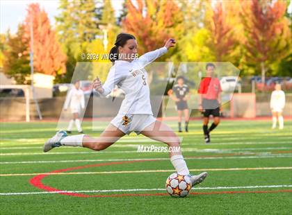 Thumbnail 3 in White River @ Bonney Lake photogallery.