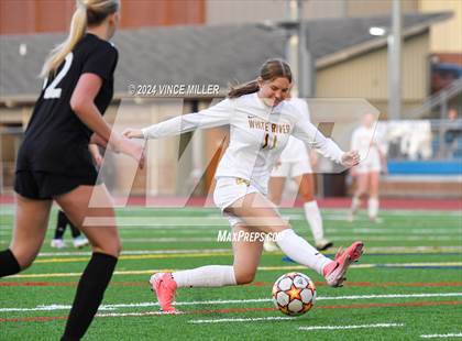 Thumbnail 2 in White River @ Bonney Lake photogallery.