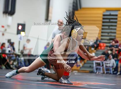 Thumbnail 3 in VHSL 1A-6A Finals photogallery.