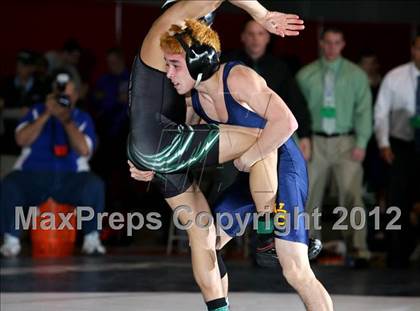 Thumbnail 2 in Suffolk County Championships (Finals D1 99-138 lbs) photogallery.