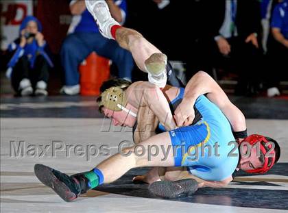 Thumbnail 2 in Suffolk County Championships (Finals D1 99-138 lbs) photogallery.