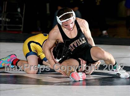 Thumbnail 2 in Suffolk County Championships (Finals D1 99-138 lbs) photogallery.